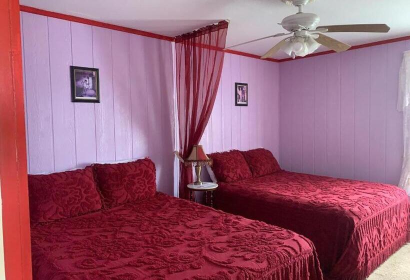 Tombstone Bordello Bed & Breakfast