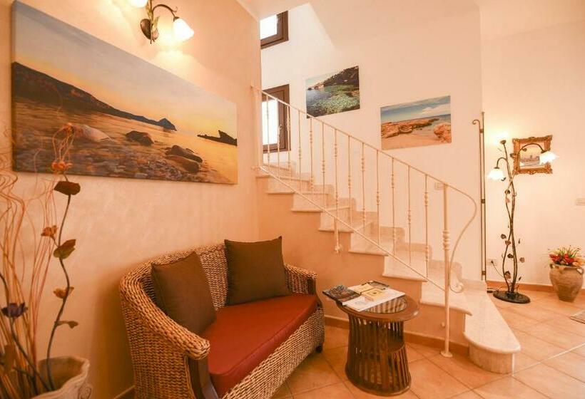 ベッドアンドブレックファースト Aurora Castelluzzo