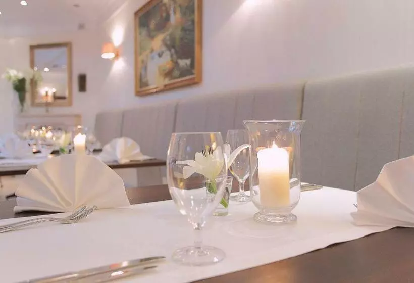 Aamiaismajoitus (B&B) Branicki Boutique Rooms