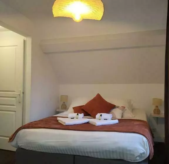 Aamiaismajoitus (B&B) Chambres D'hôtes La Petite Salamandre