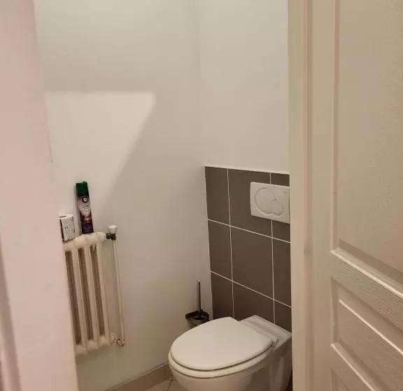 Aamiaismajoitus (B&B) Chambres D'hôtes La Petite Salamandre