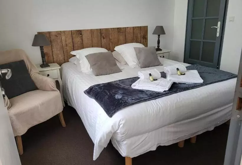 Aamiaismajoitus (B&B) Chambres D'hôtes La Petite Salamandre