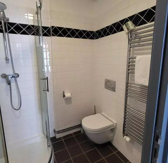 Aamiaismajoitus (B&B) Chambres D'hôtes La Petite Salamandre