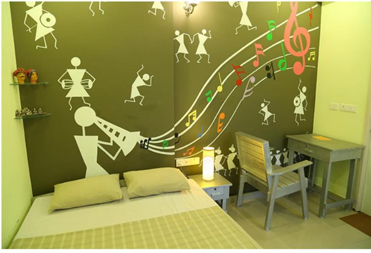 تختخواب و صبحانه La Maison Radha