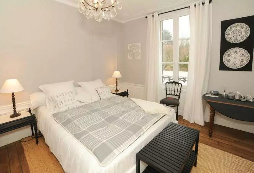 Aamiaismajoitus (B&B) Le Jardin Cathedrale