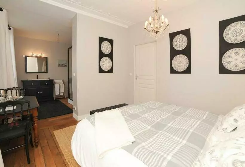 Aamiaismajoitus (B&B) Le Jardin Cathedrale