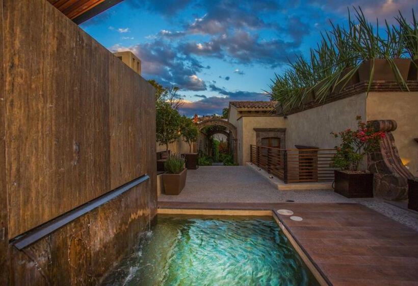 בית מלון כפרי Casa No Name Small Luxury