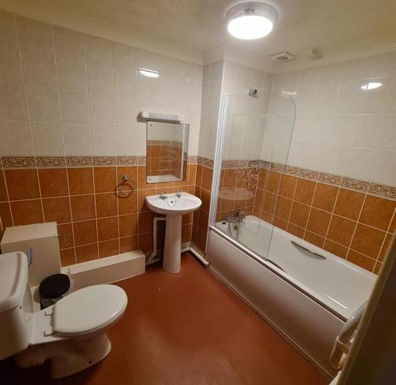 فندق Devon Towers