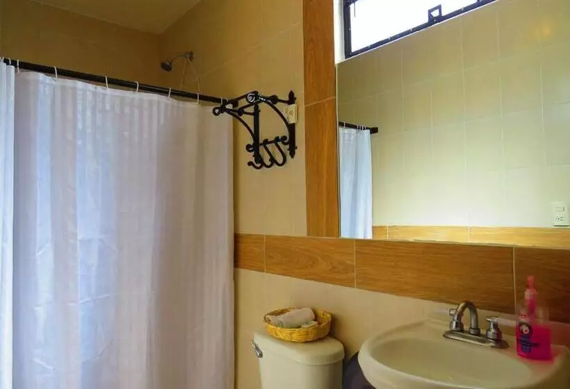 La Catrina Hostel