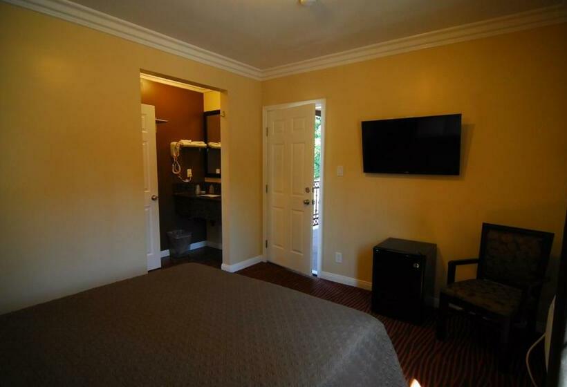 فندق على الطريق Studio City Inn   Near Universal Studios Hollywood