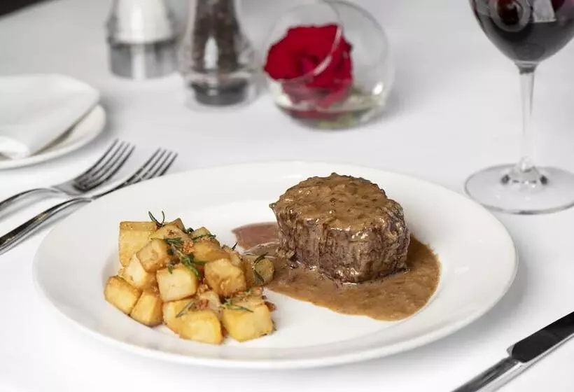 酒店 Acqualina Resort And Residences