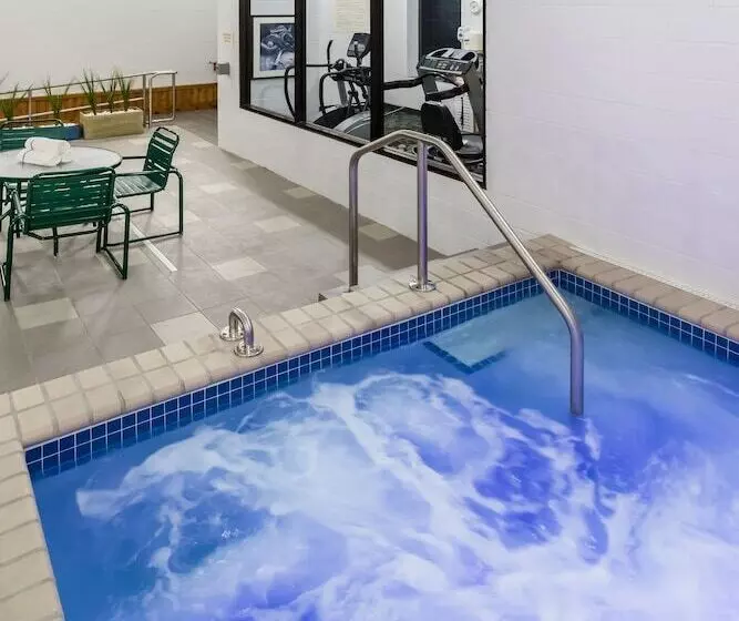 בית מלון כפרי Aspen Suites  Rochester