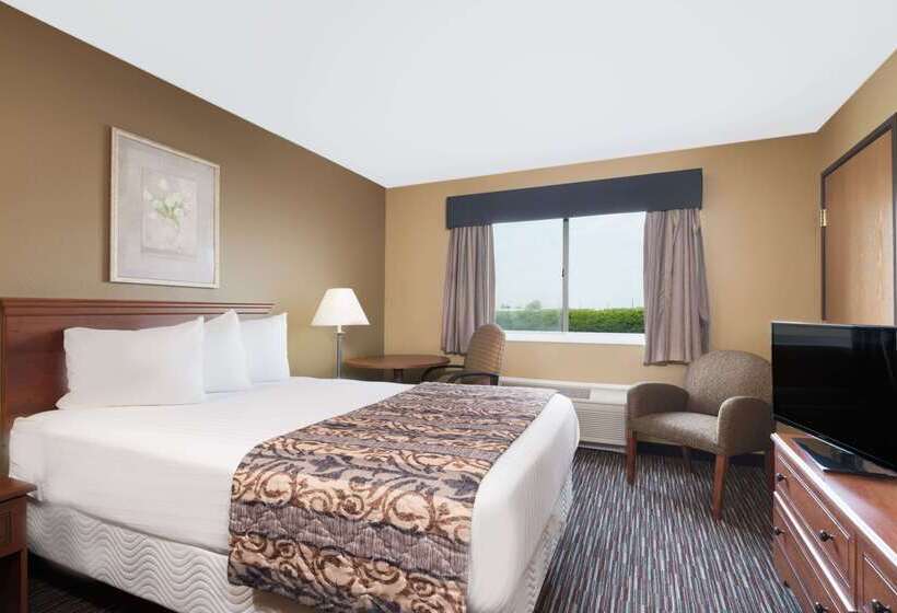 هتل Baymont By Wyndham Columbus/rickenbacker