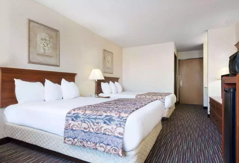 호텔 Baymont By Wyndham Columbus/rickenbacker