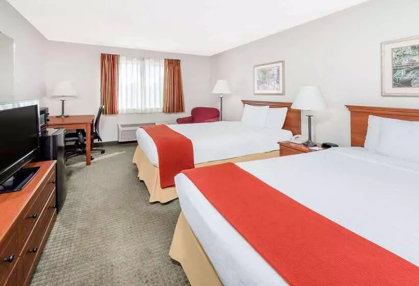 호텔 Baymont By Wyndham Rolla