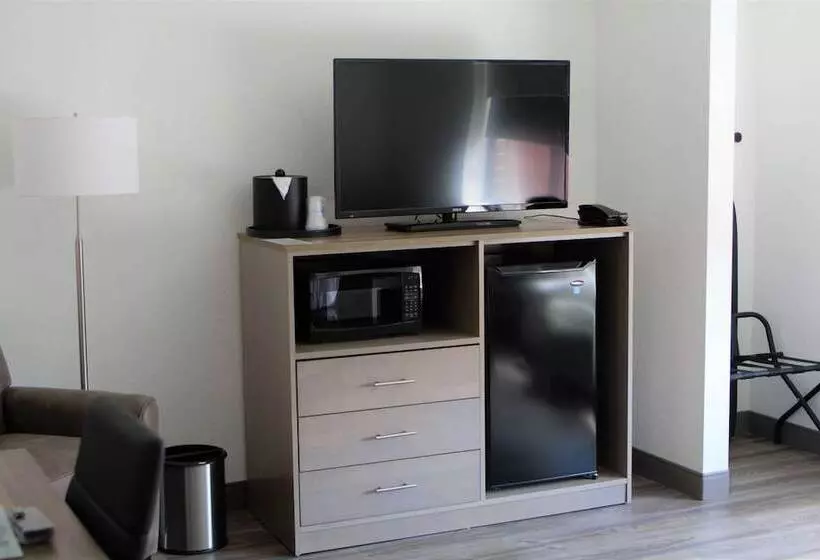 هتل Best Western Plus Executive Residency Waterloo & Cedar Falls