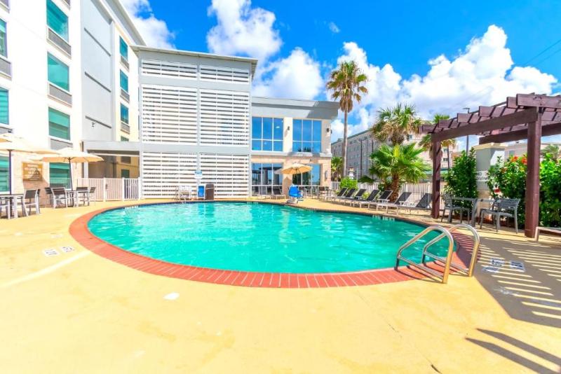 هتل Clarion Pointe Galveston Seawall