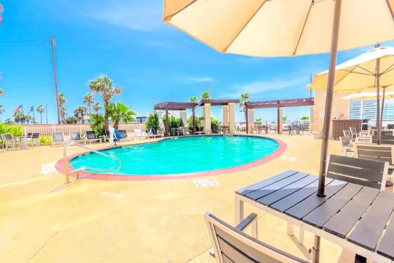 Hotel Clarion Pointe Galveston Seawall
