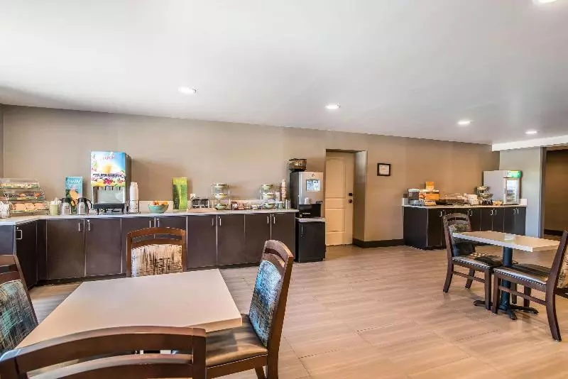 Elevate Hotel At Sierra Blanca Ruidoso, Ascend Hotel Collection