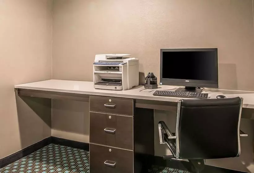 Elevate Hotel At Sierra Blanca Ruidoso, Ascend Hotel Collection