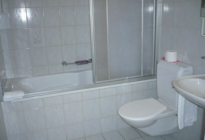 Otel Grischunata Weiss Kreuz