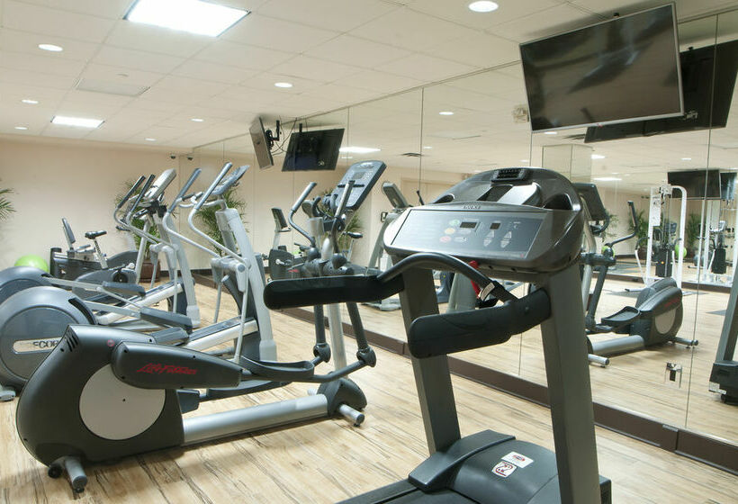 בית מלון כפרי Holiday Inn Laguardia Airport, An Ihg