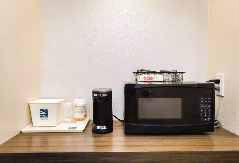 בית מלון כפרי Quality Suites Houston Hobby Airport