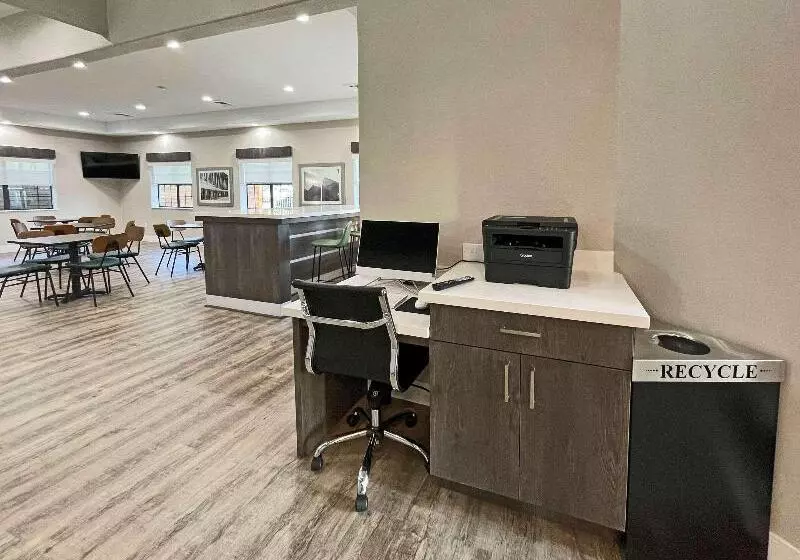 בית מלון כפרי Quality Suites Houston Hobby Airport