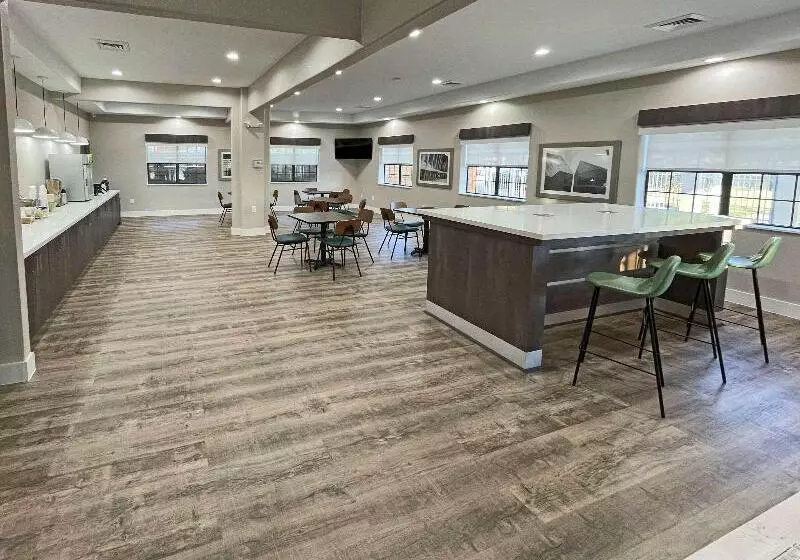 בית מלון כפרי Quality Suites Houston Hobby Airport