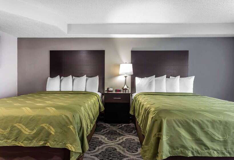 Отель Quality Suites Pineville  Charlotte