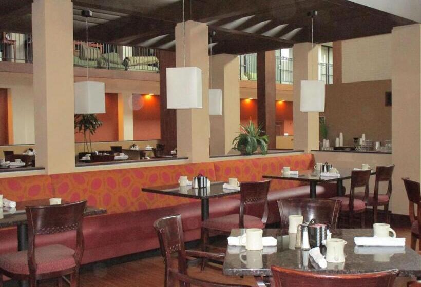 Radisson Hotel Lenexa Overland Park