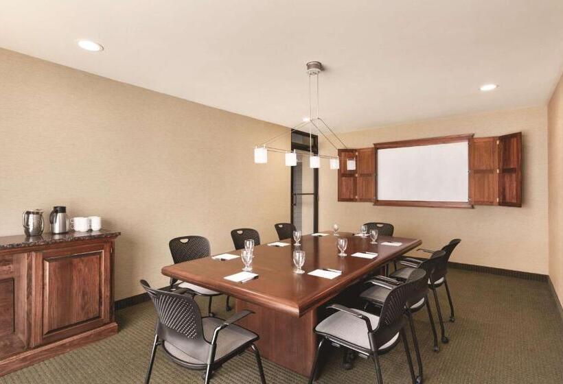 Radisson Hotel Lenexa Overland Park