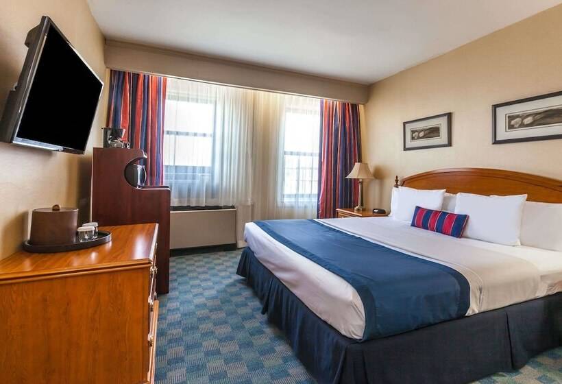 فندق Ramada By Wyndham Jersey City
