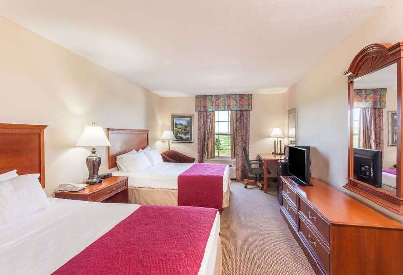 Otel Ramada By Wyndham Sparta/at Speedway