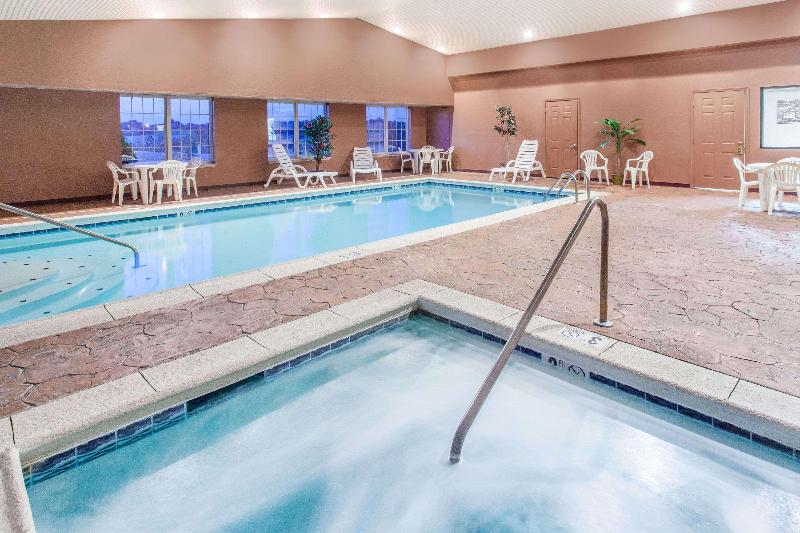 Otel Ramada By Wyndham Sparta/at Speedway