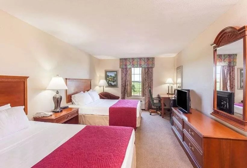 Hotelli Ramada By Wyndham Sparta/at Speedway