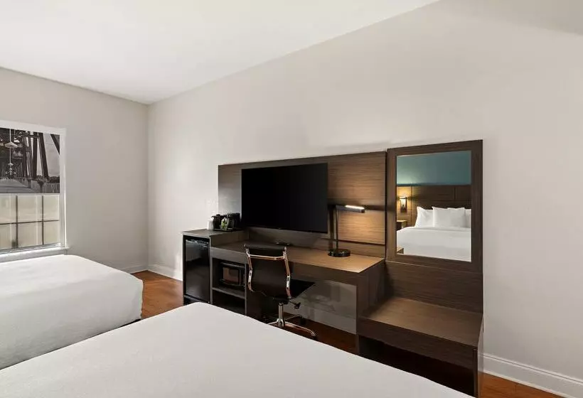 هتل Best Western Shackleford