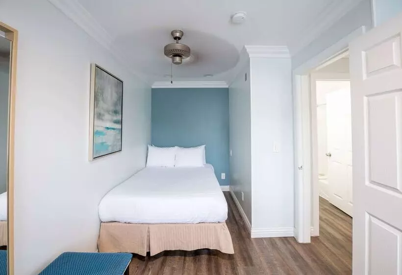 호텔 Ramada By Wyndham Redondo Beach