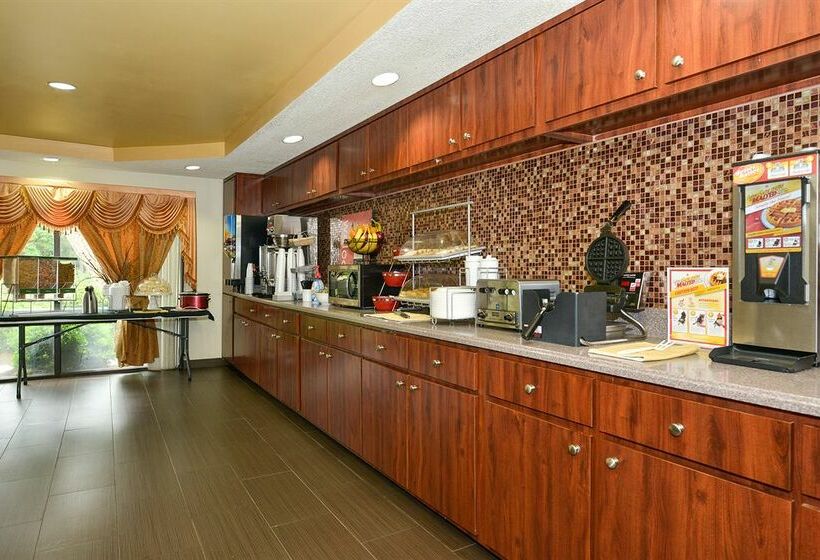 酒店 Red Roof Inn & Suites Savannah Gateway