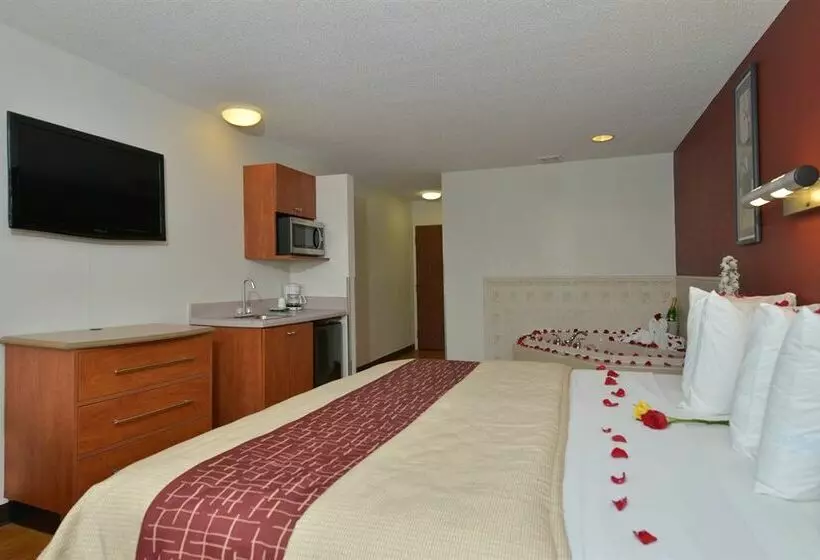 فندق Red Roof Inn & Suites Savannah Gateway