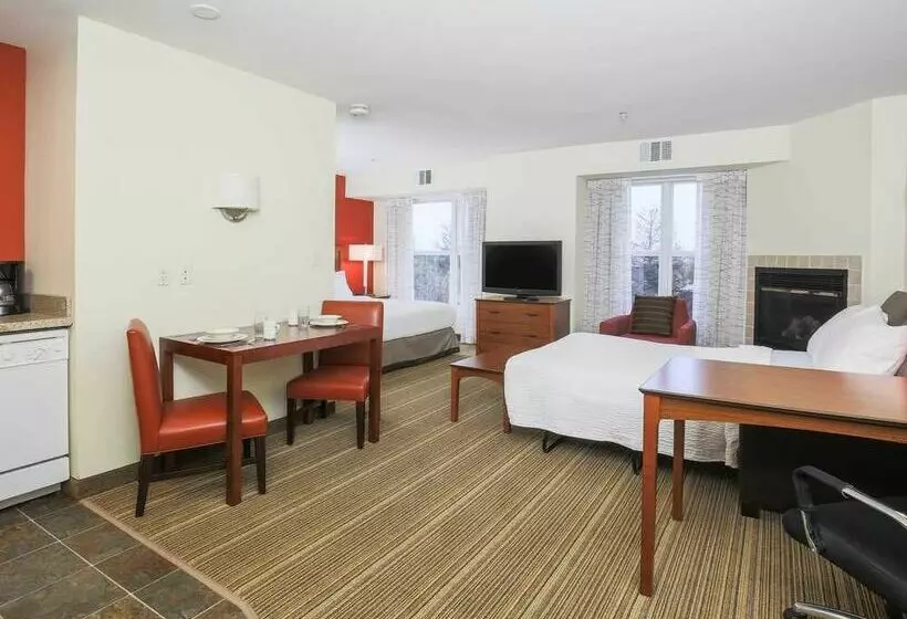 Отель Residence Inn By Marriott Salinas Monterey
