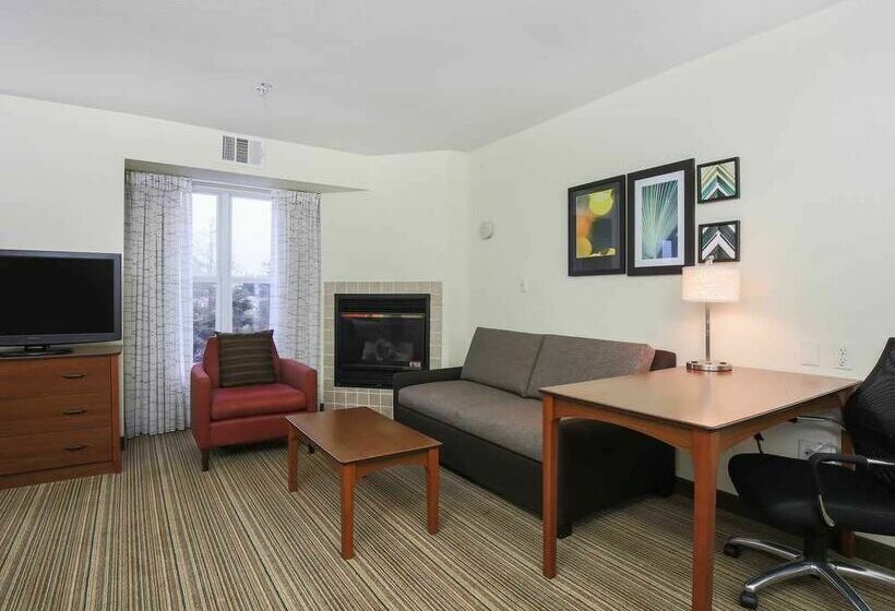 Отель Residence Inn By Marriott Salinas Monterey