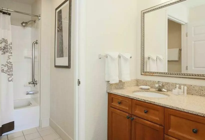 Отель Residence Inn By Marriott Salinas Monterey