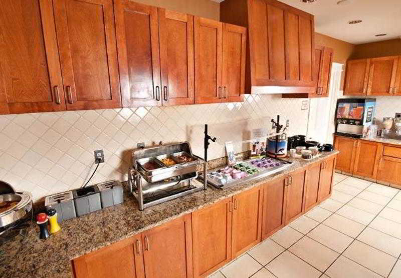 Отель Residence Inn By Marriott Holland