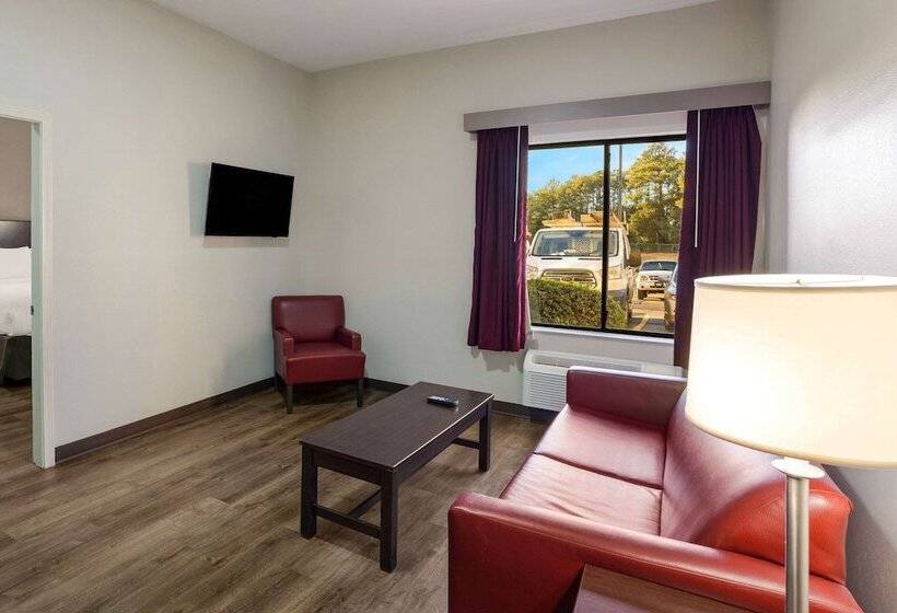 فندق Rodeway Inn