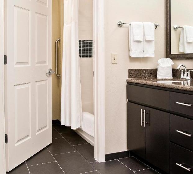 هتل Staybridge Suites Charlotte Ballantyne, An Ihg