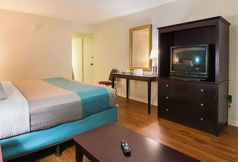 Motel 6ocala, Fl  Conference Center