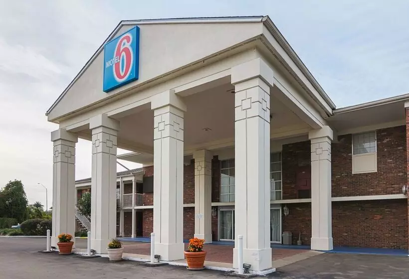 Motel 6ocala, Fl  Conference Center