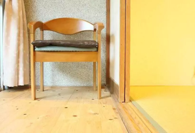 Motoyu   Hostel