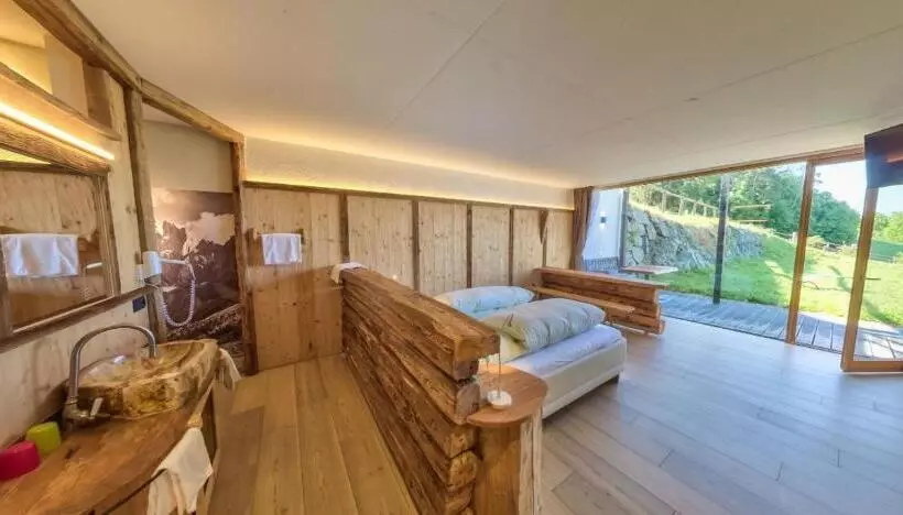 ベッドアンドブレックファースト Albergo Gasthof Zur Krone